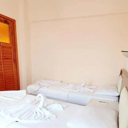 Palmen Lägenhetshotell 3*