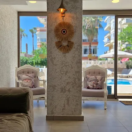 Palmen 2* Alanya