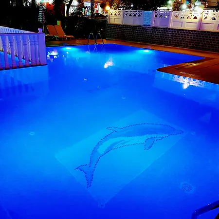 Palmen Aparthotel 2*